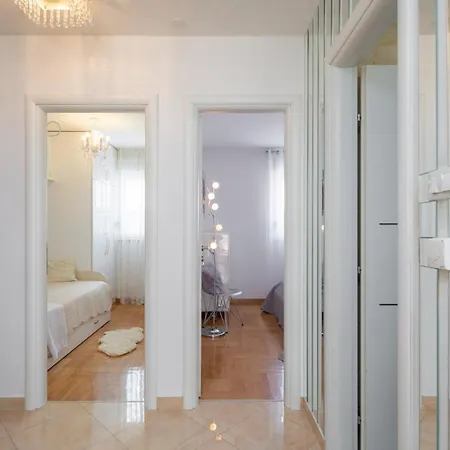 Duplex Deluxe Seaview *